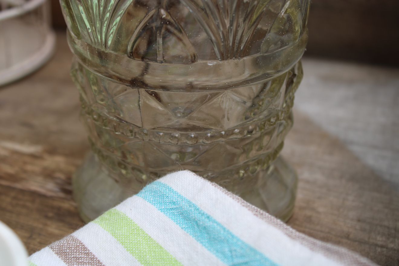 Transparent glass vase