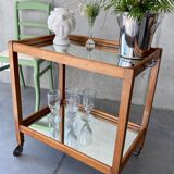 Mirrored rolling table