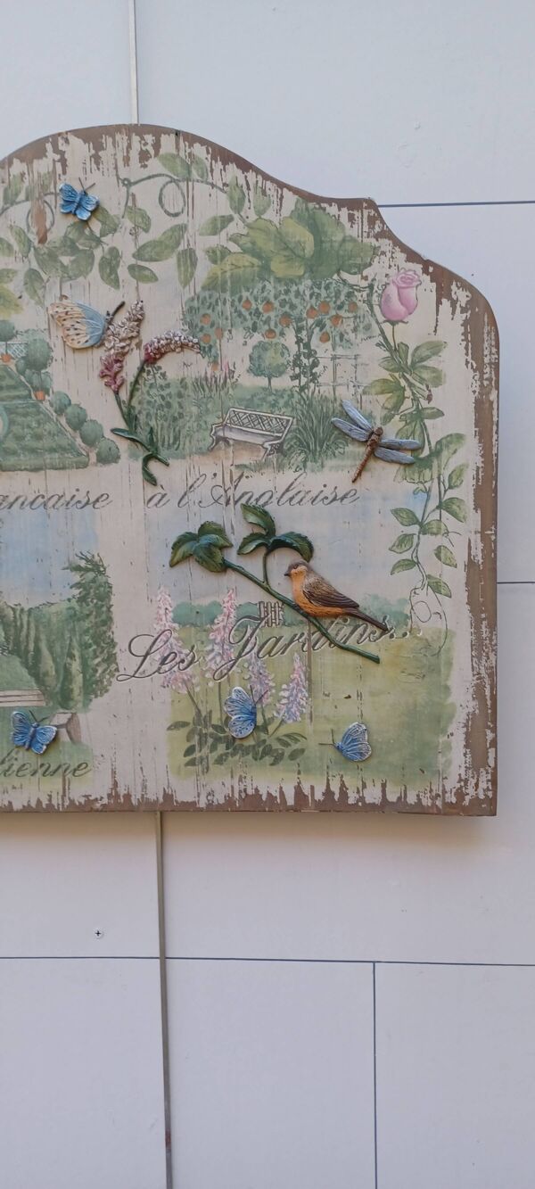 Ancien panneau decoratif en bois sculpte sur l'art des jardins en europe