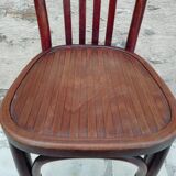 Fischel bistro table and 3 thonet chairs