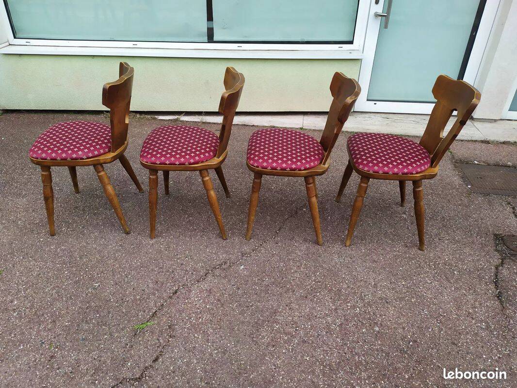 Set of 4 wooden bistro chairs with vintage cushions from the 70s/80s/90s