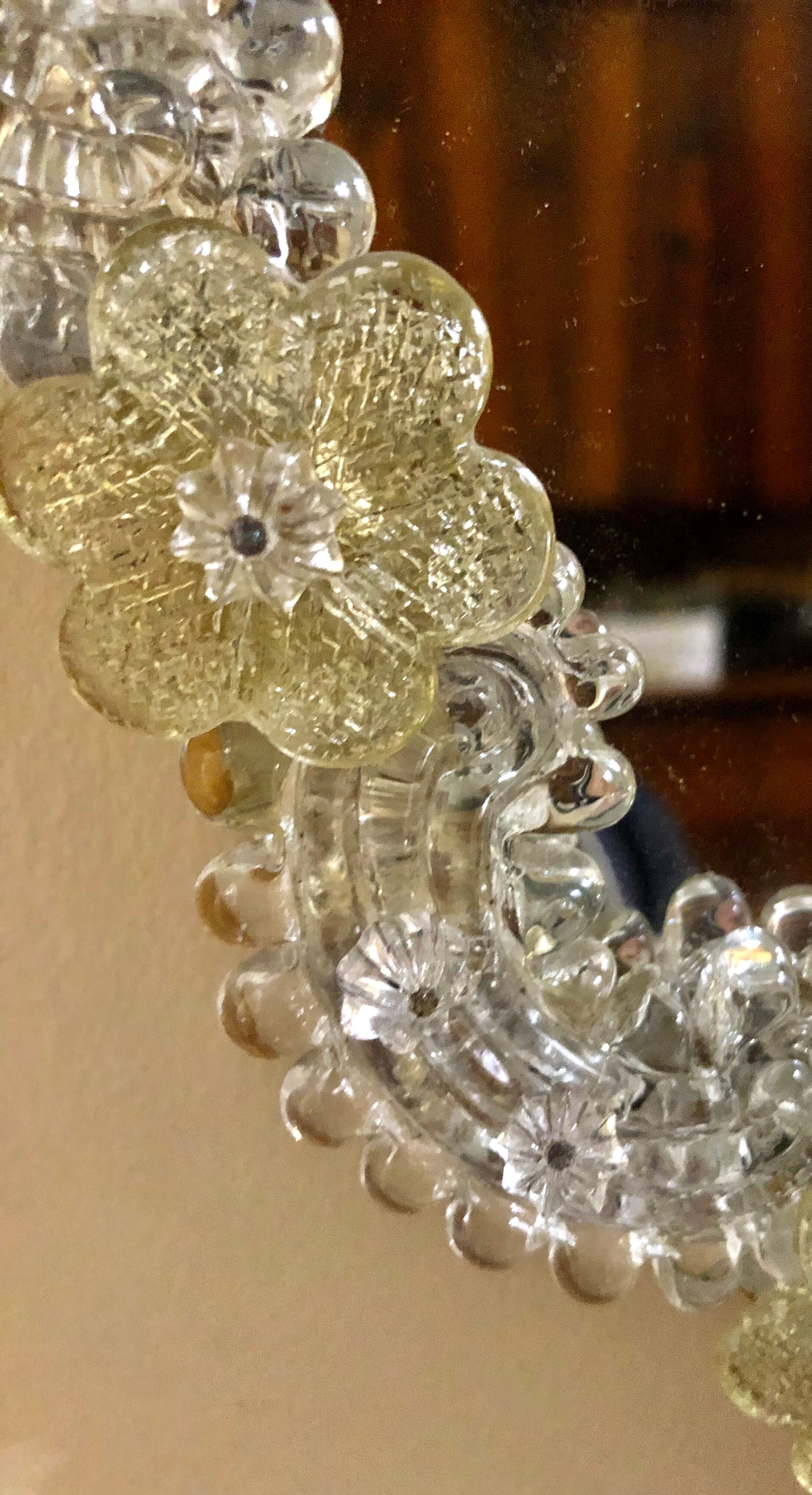 Mirror in Murano oval gold  45x50cm