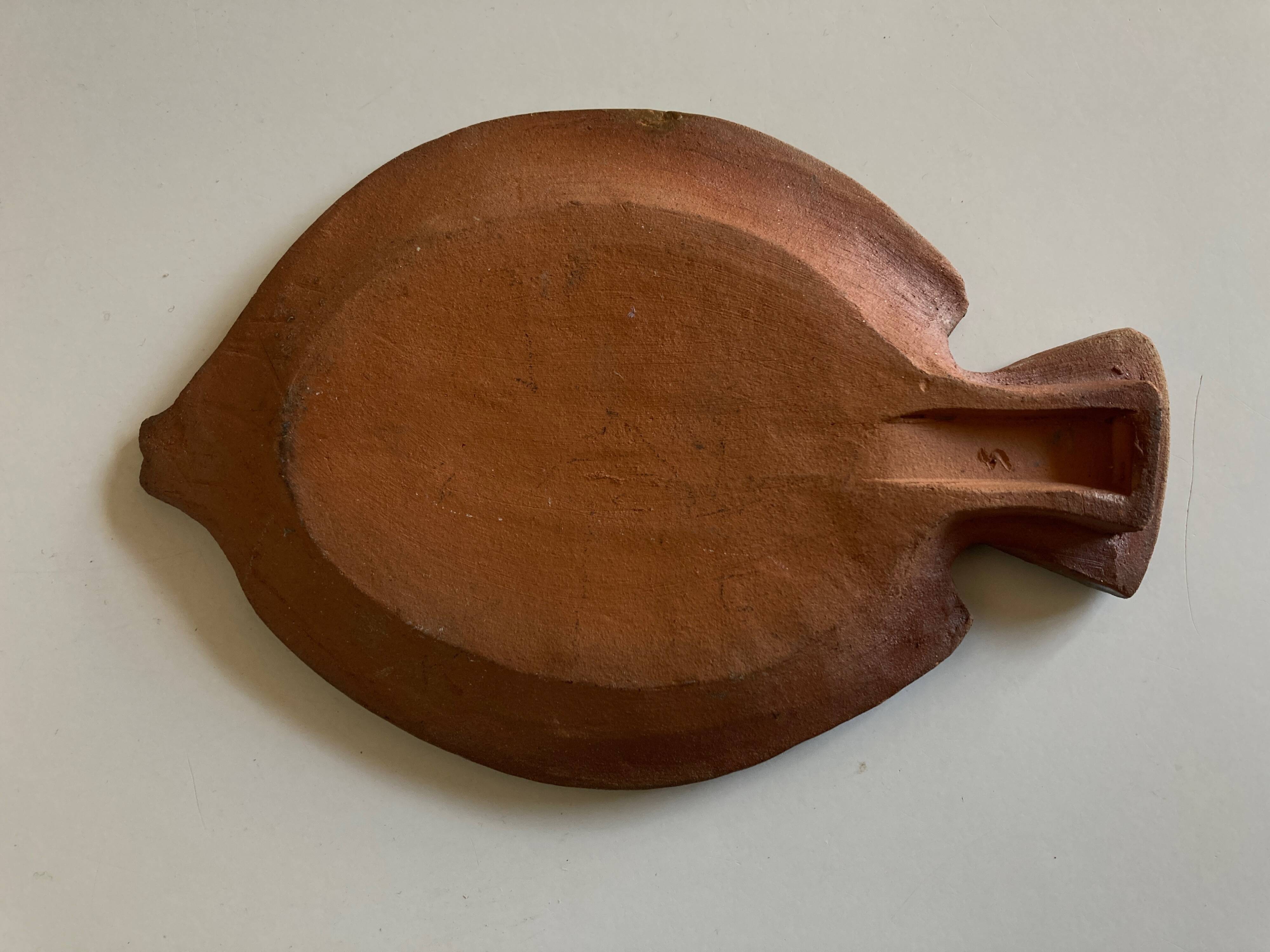 Empty fish pocket 1970s in glazed earthenware