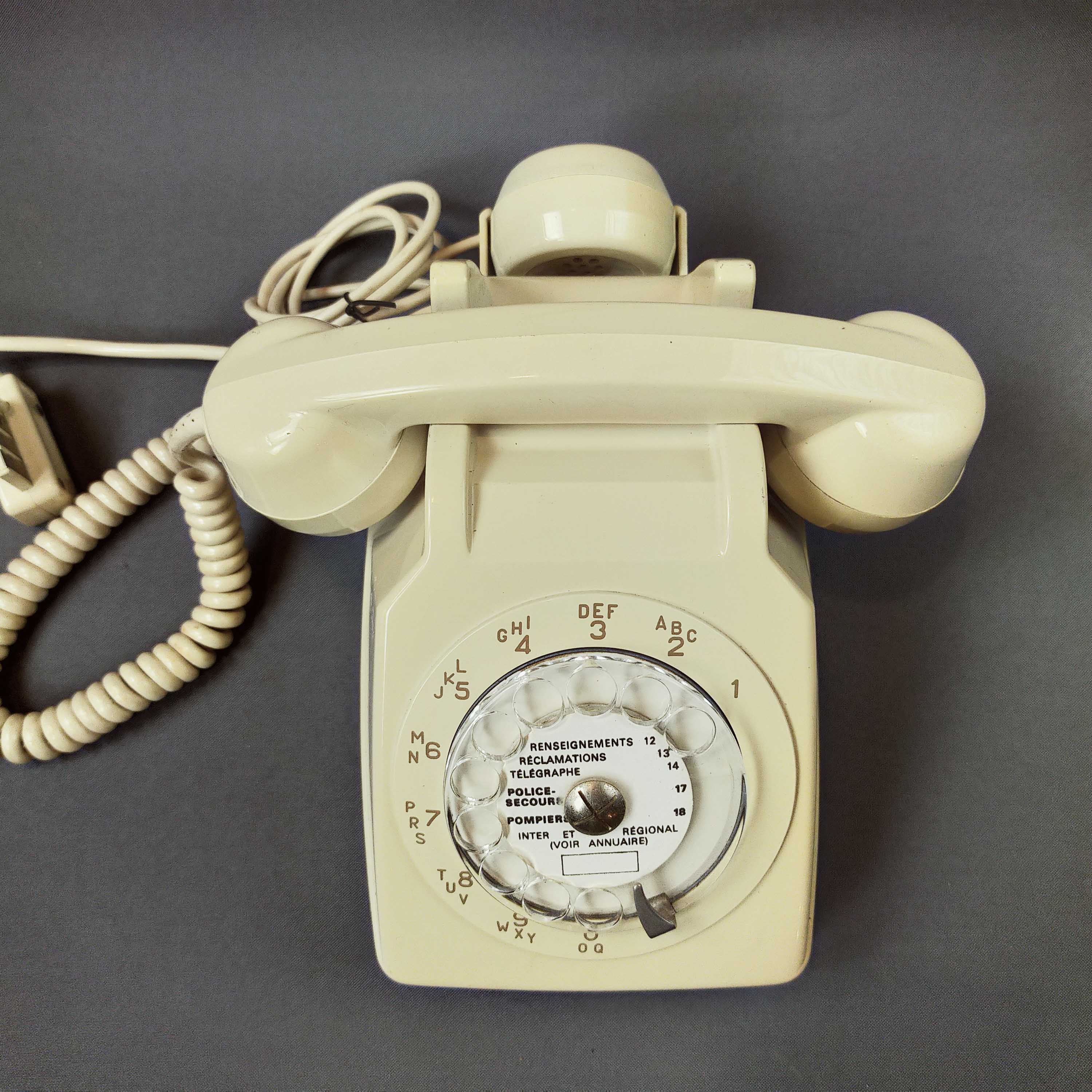 Socotel S63 beige dial phone