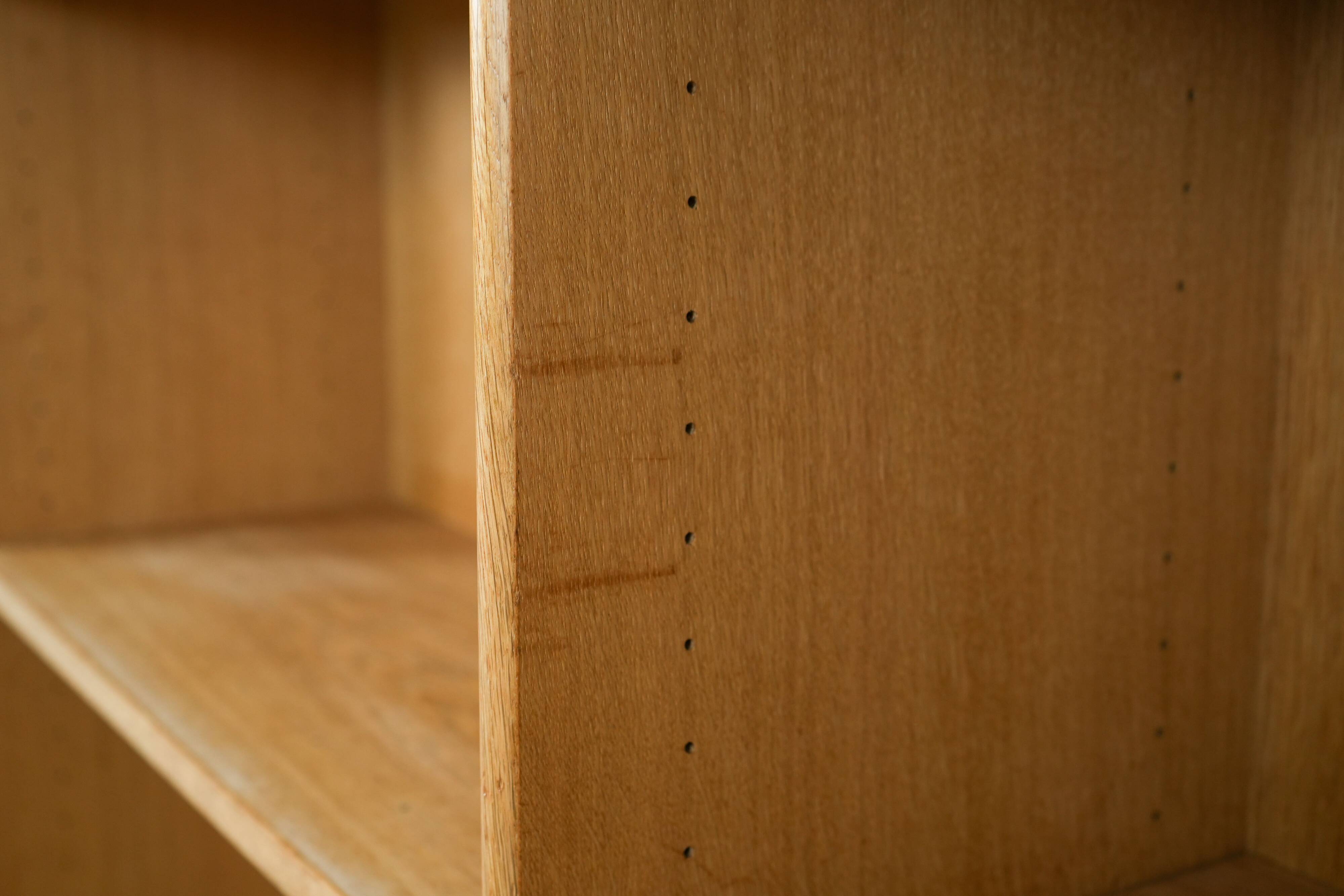 Oak bookcase, Danish design, 1970s, manufacturer: Lyby Møbler