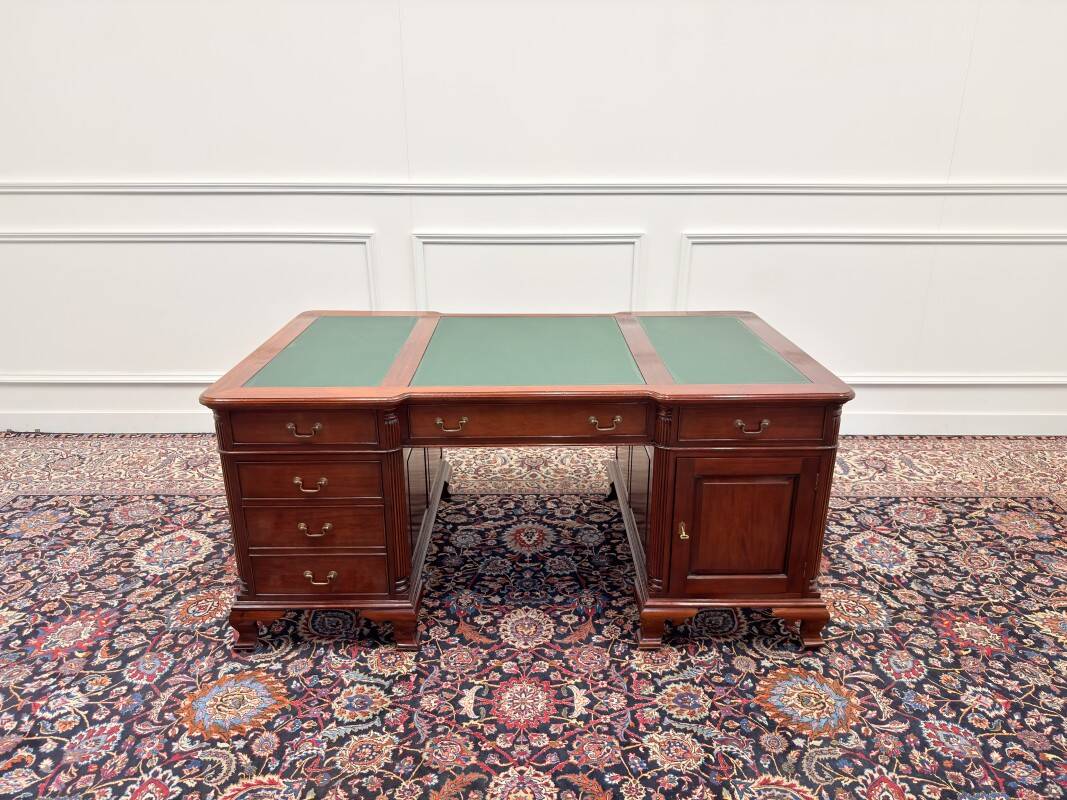 Classic English Chesterfield Partnerdesk Desk