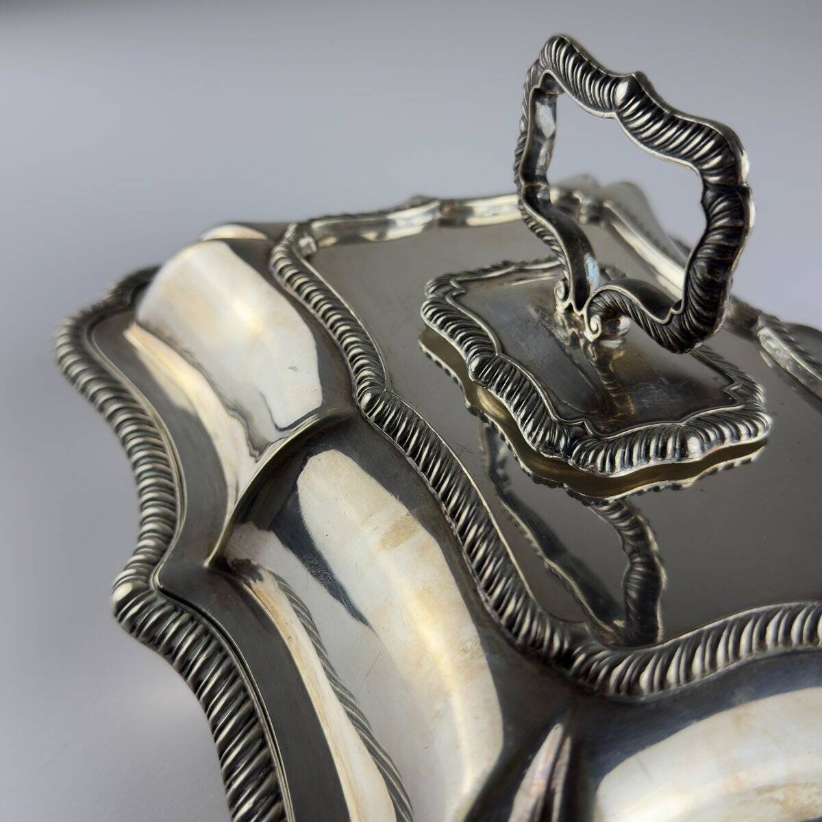 Antique silver-plated serving dish from Sheffield, early 20th century, England.