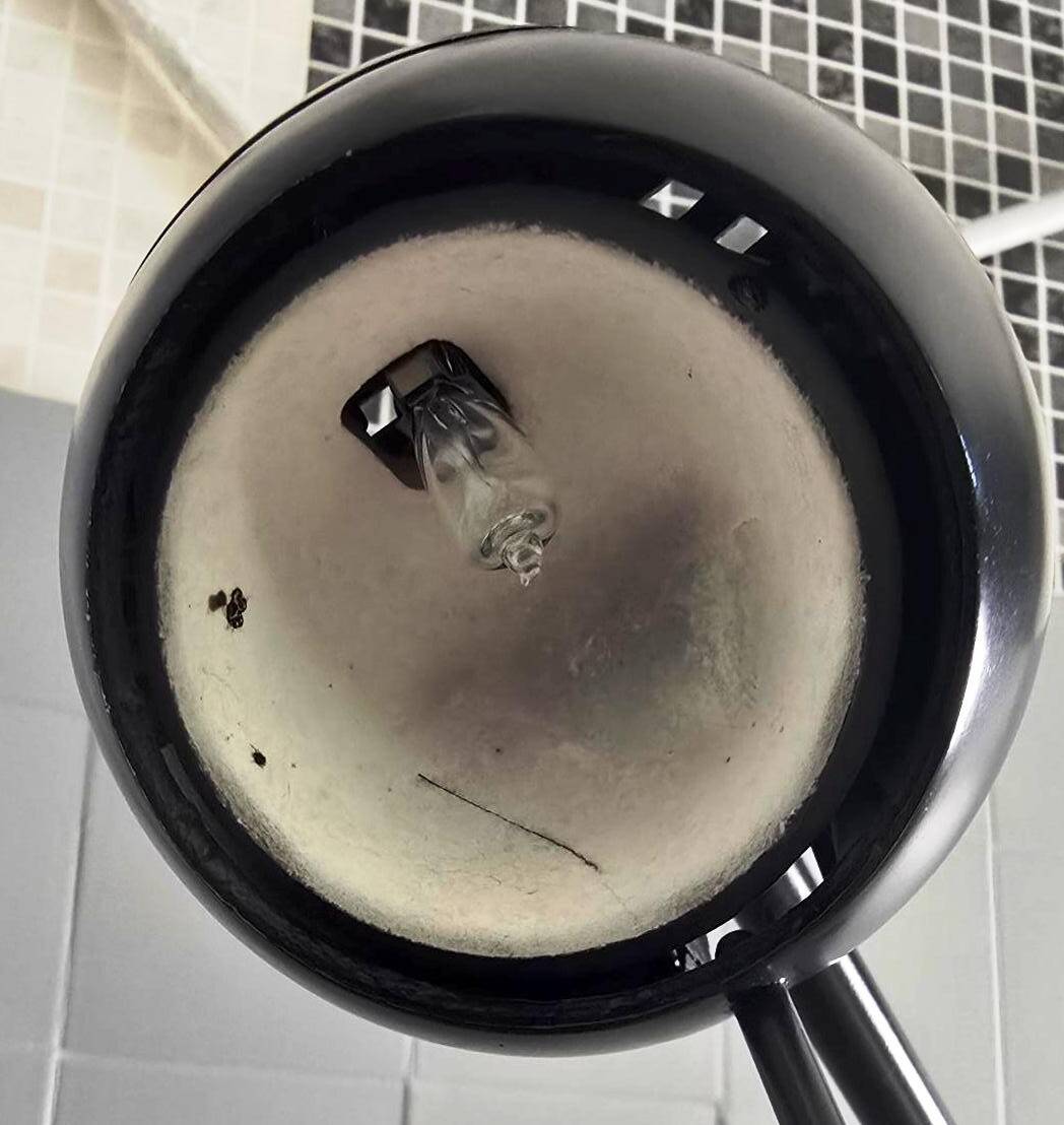 Calder Lamp, Metalarte