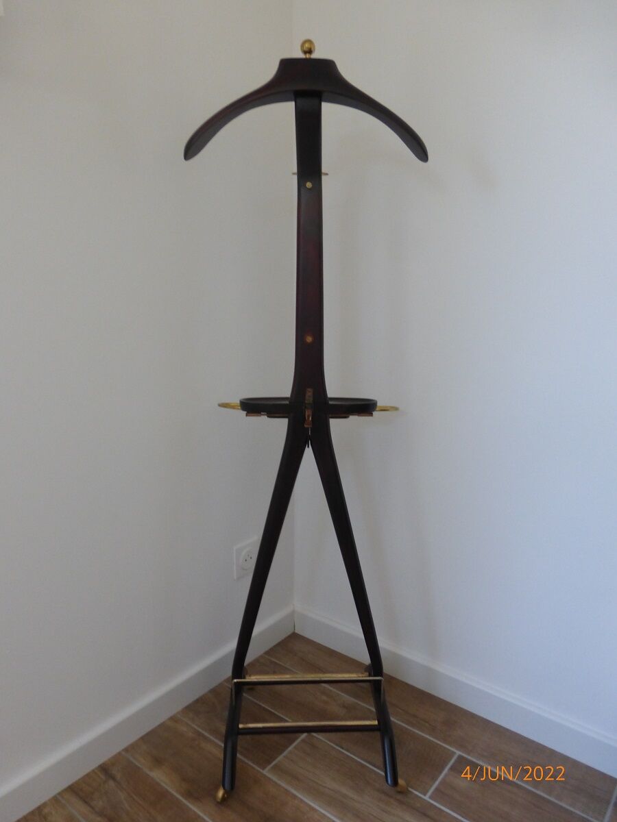 Former valet de chambre Ico Parisi