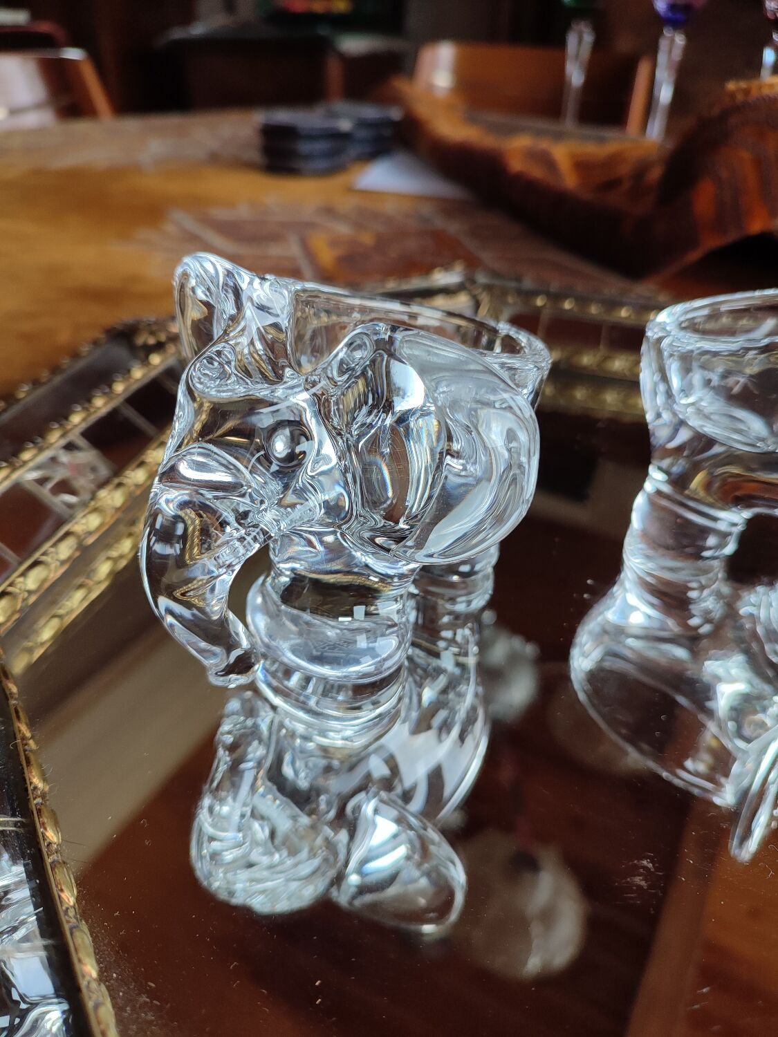 Pairs empty pockets / ashtray elephants crystal valves