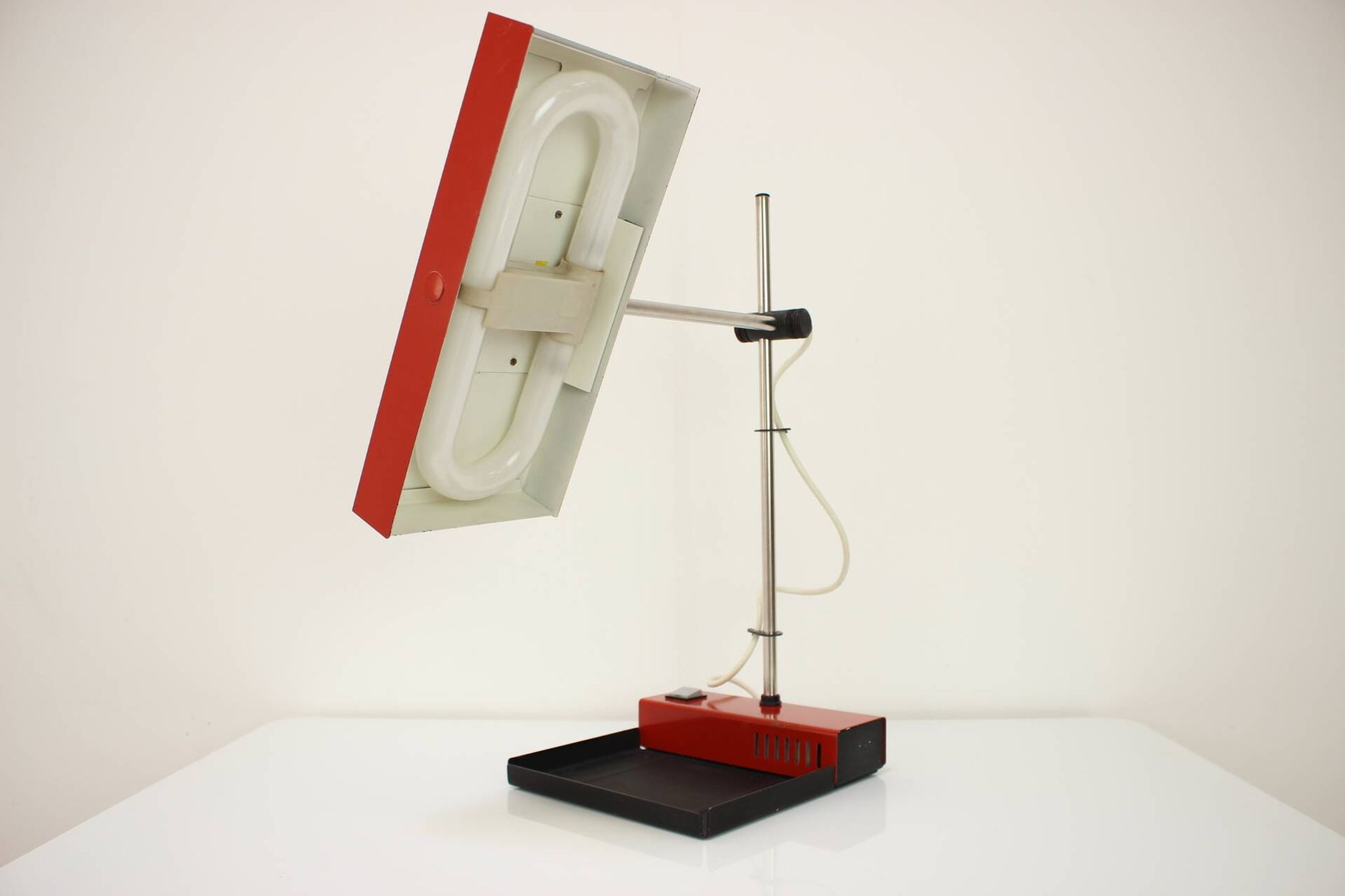 Lampe de table par Josef Mára, pour Tesla, années 1990, Tchécoslovaquie