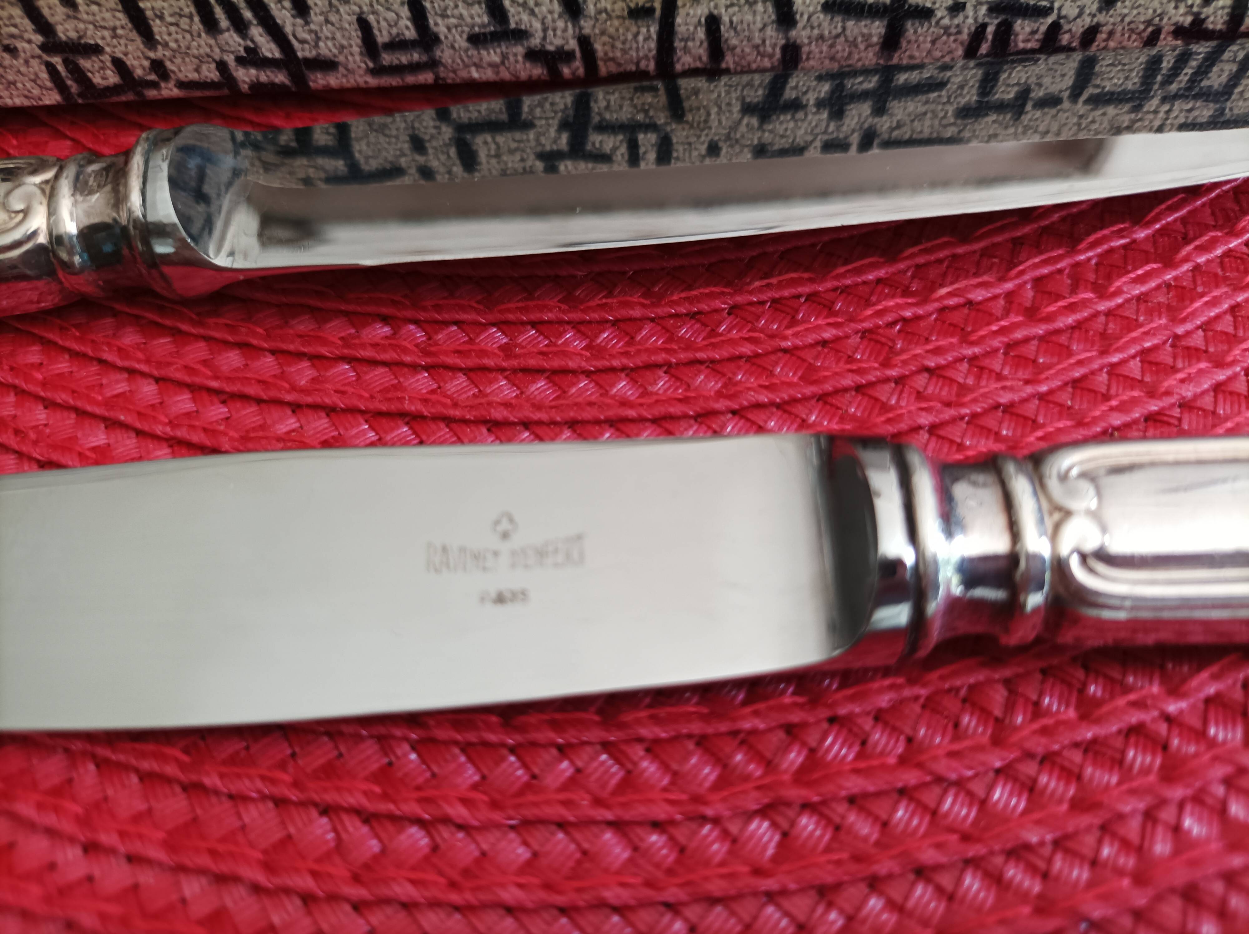 Set of 12 small knives in silver metal and stainless steel from the Ravinet d'Enfer Paris brand