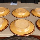 6 glazed terracotta plates