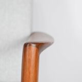 Fauteuil spectaculaire rénové, tissu gris clair, années 1960, usine de meubles Swarzedzka