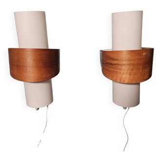 Louis kalff (1897-1976) pour philips, paire d'appliques nx40 en bois, verre opalin, et métal laqué,