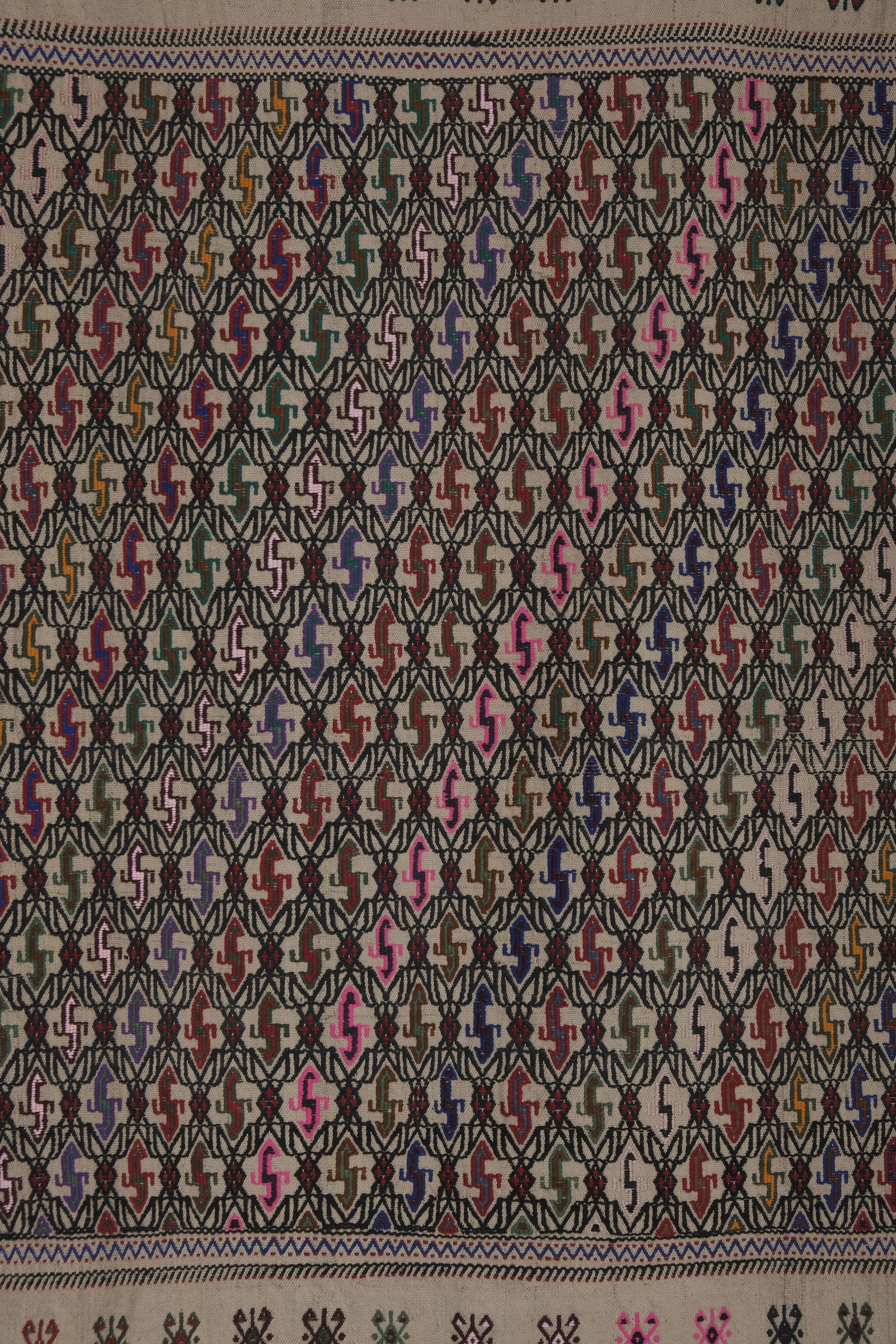 Masterwork Hand-Woven Rug Braided Kilim - Tribal Designer Carpet 3'9" X 5'