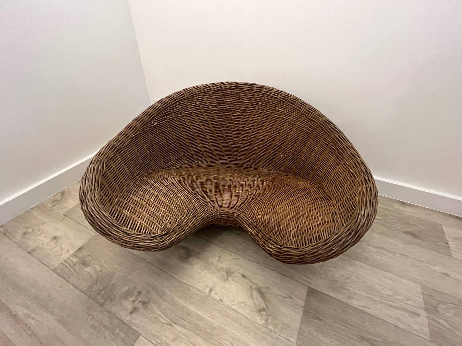 Lotus chair
