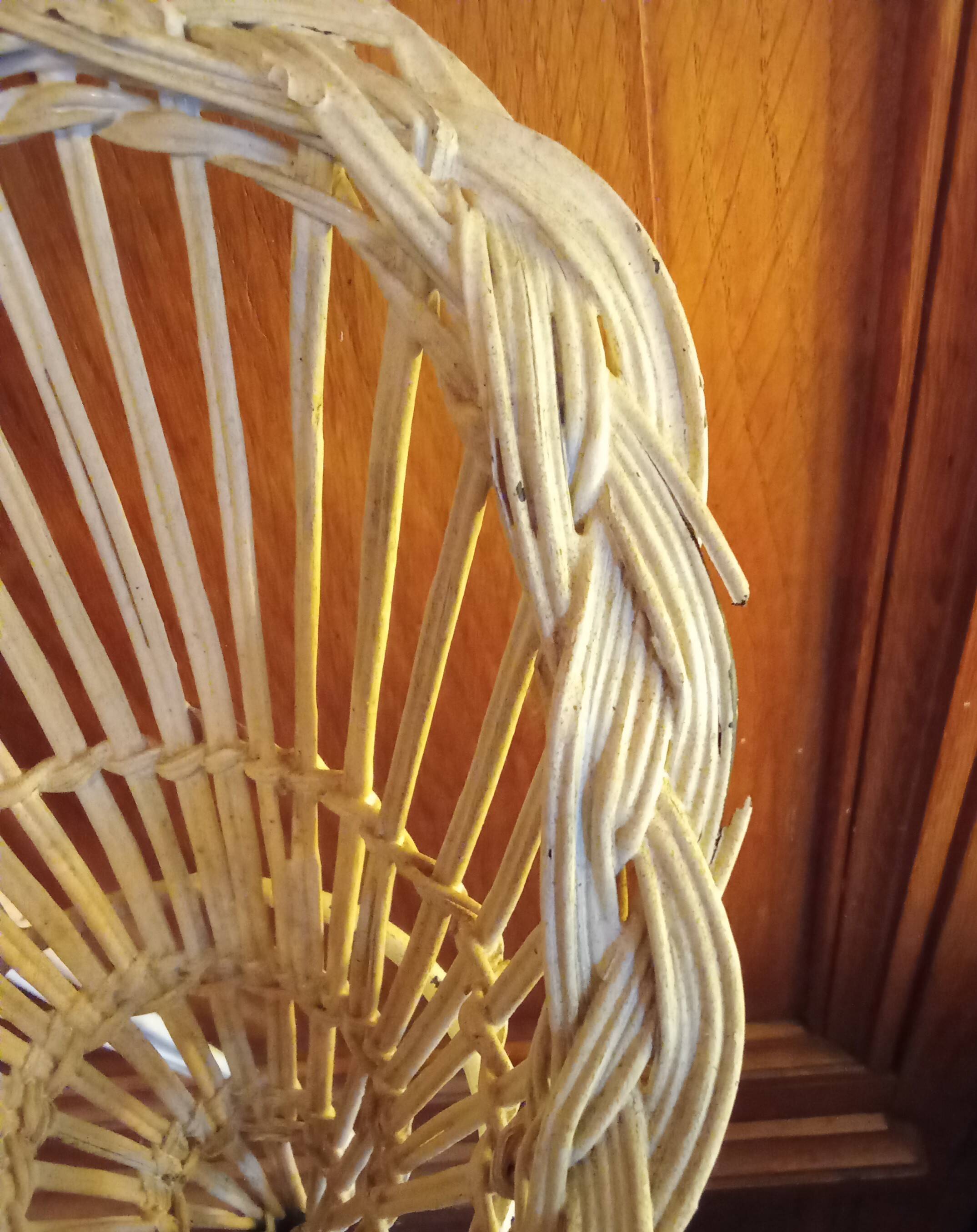 Vintage metal bouquet holder