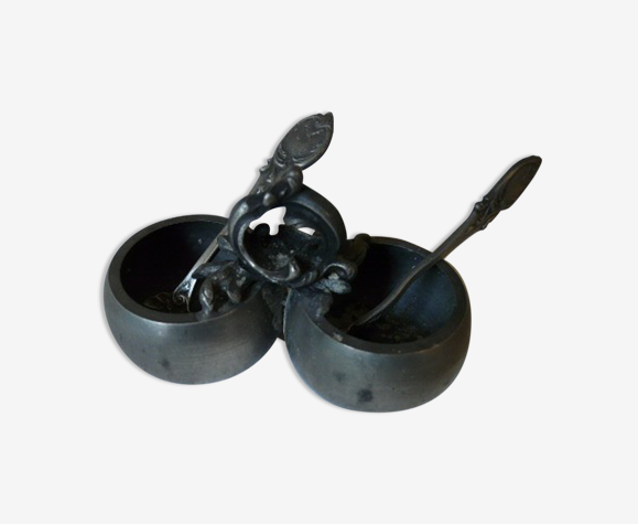 salière poivrière en étain avec cuillères