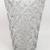 Vase en verre pressé moulé années 60 Hauteur 30 cm