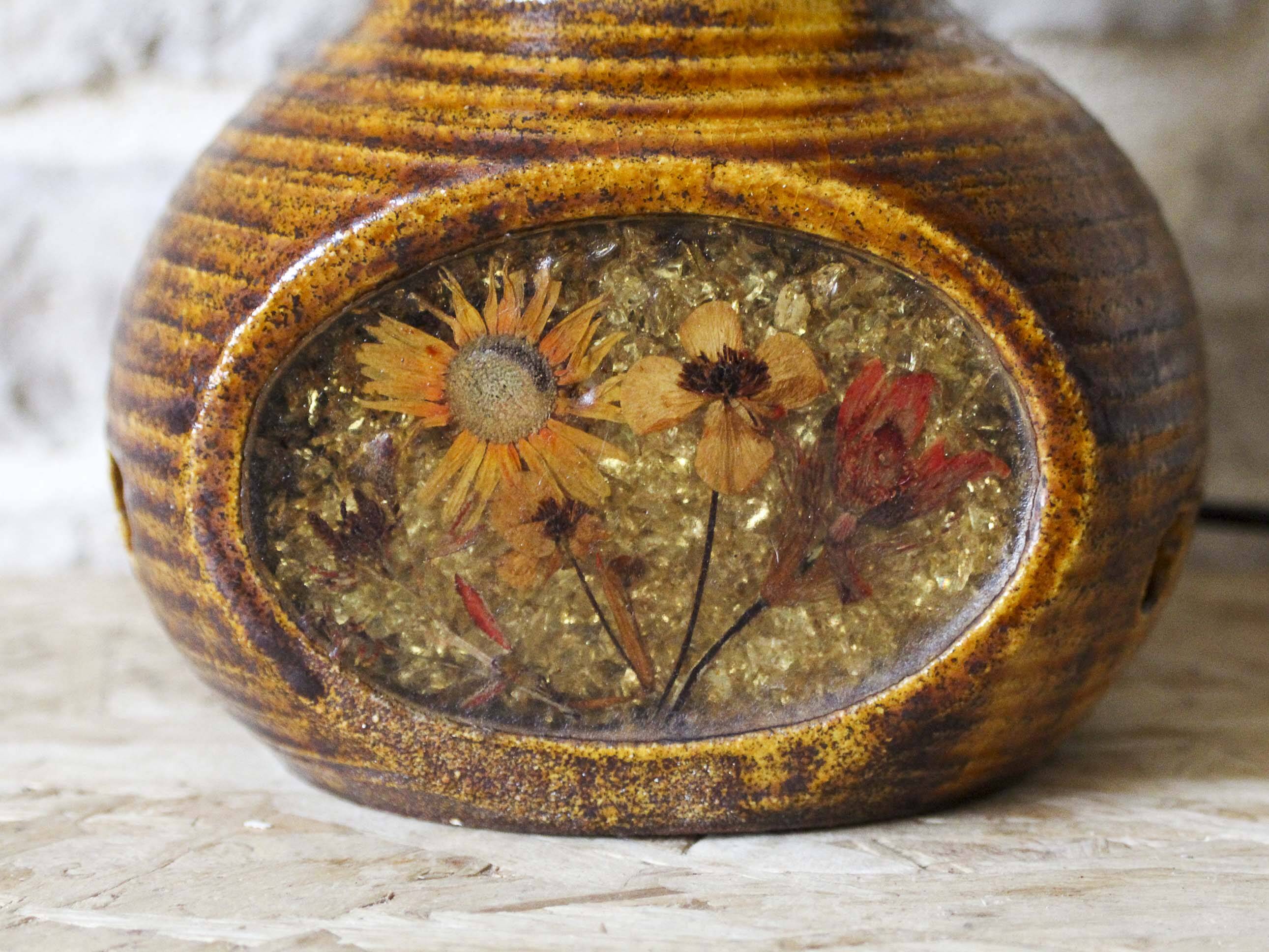 Accolay ceramic and resin lamp