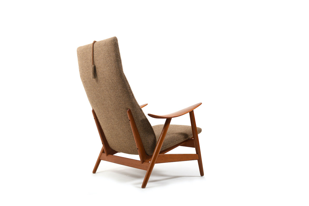 Mid Century Illum Wikkelsø Chaise longue en teck