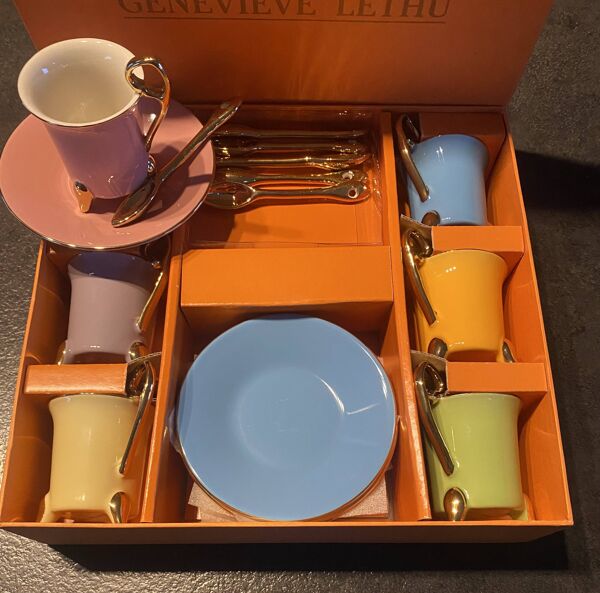 Coffret de 6 tasses à café + 6 soucoupes + 6 cuillères, Geneviève Lethu