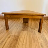 Trapezoidal coffee table