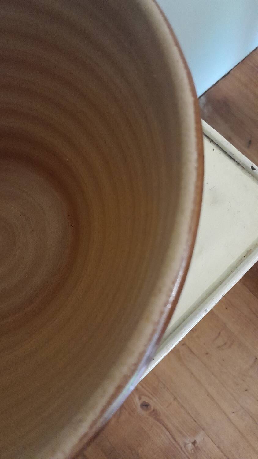 Stoneware salad bowl