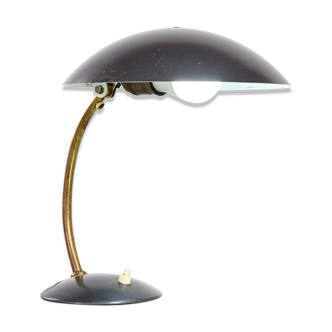 Lampe de bureau en métal