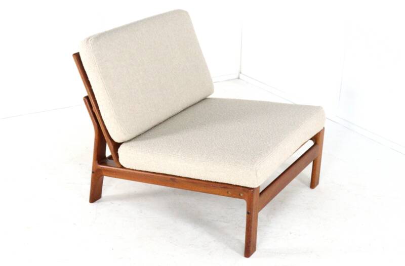 Komfort lounge chair 'Nimtofte' - Off White - danish design in teak