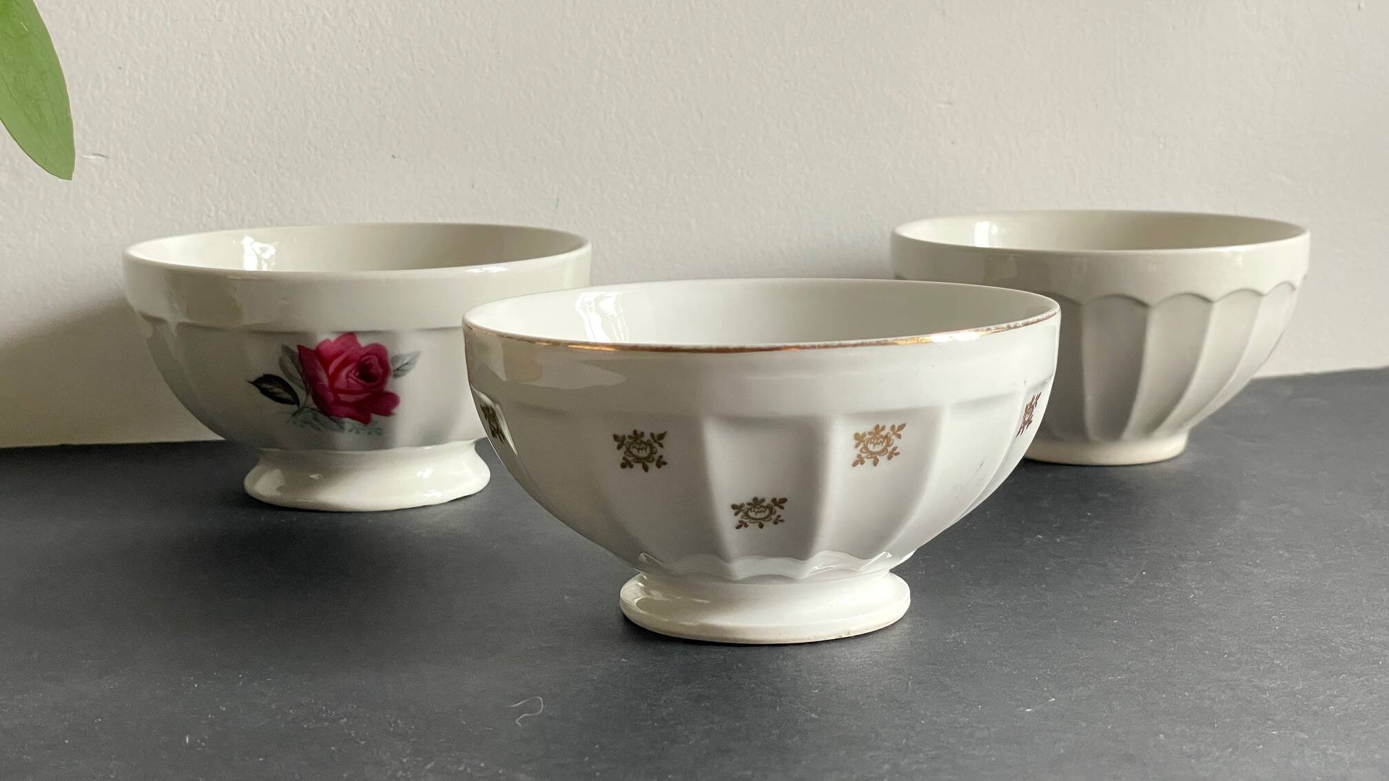 BOWLS Ceramic Pink and Gold VINTAGE