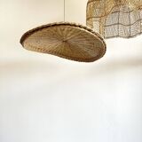 Rattan suspension or shade in the shape of a braided undulating circular tray d:80