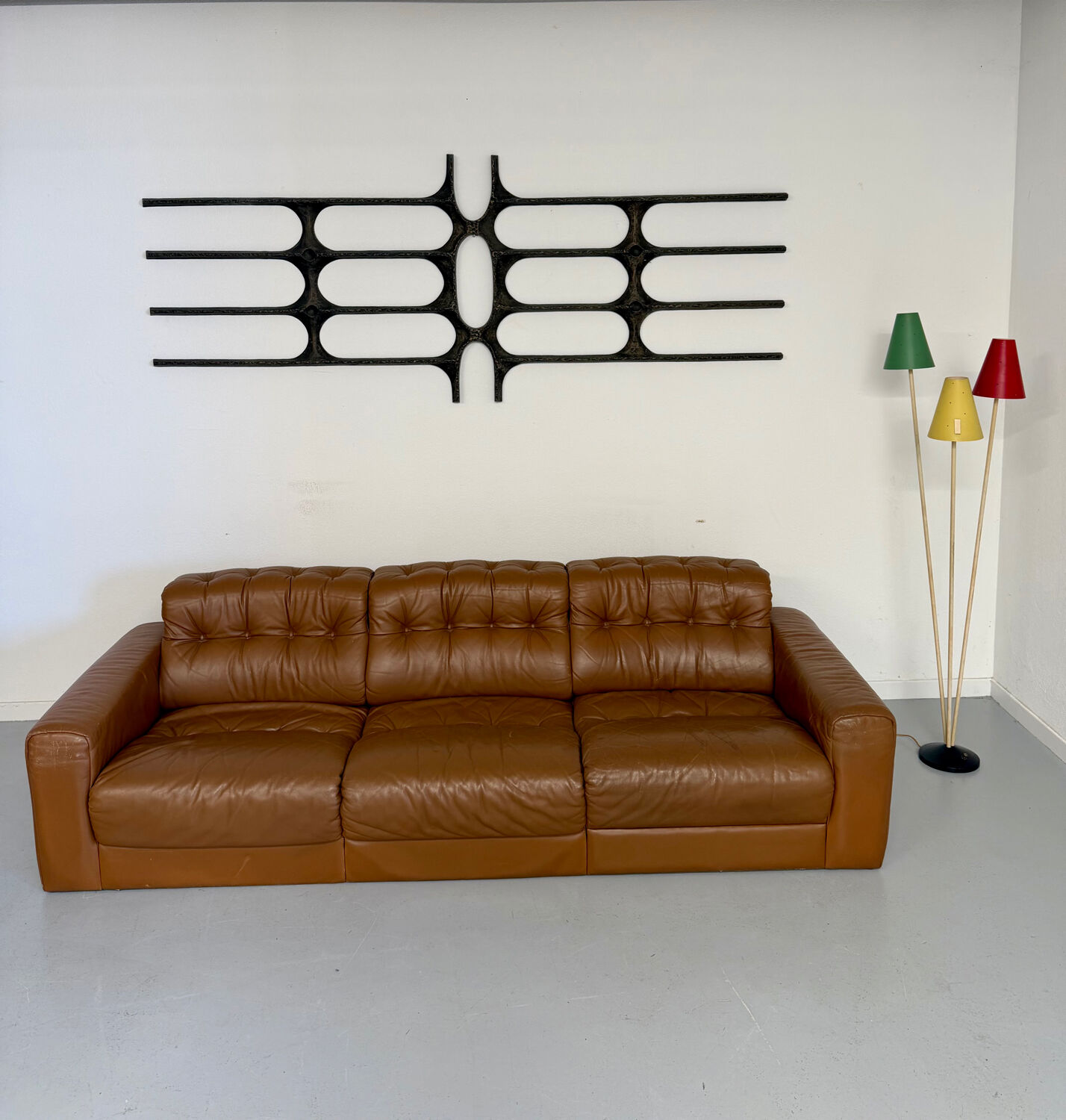 Vintage 1970s De Sede DS-40 camel leather 3-seater sofa.