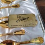 12 small spoonfuls a mocha in golden metal