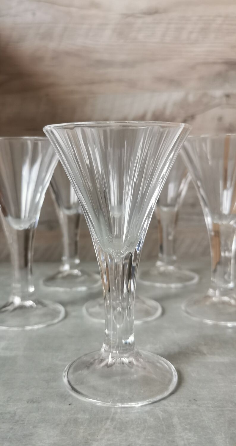 Durand Monceaux crystal liqueur glasses