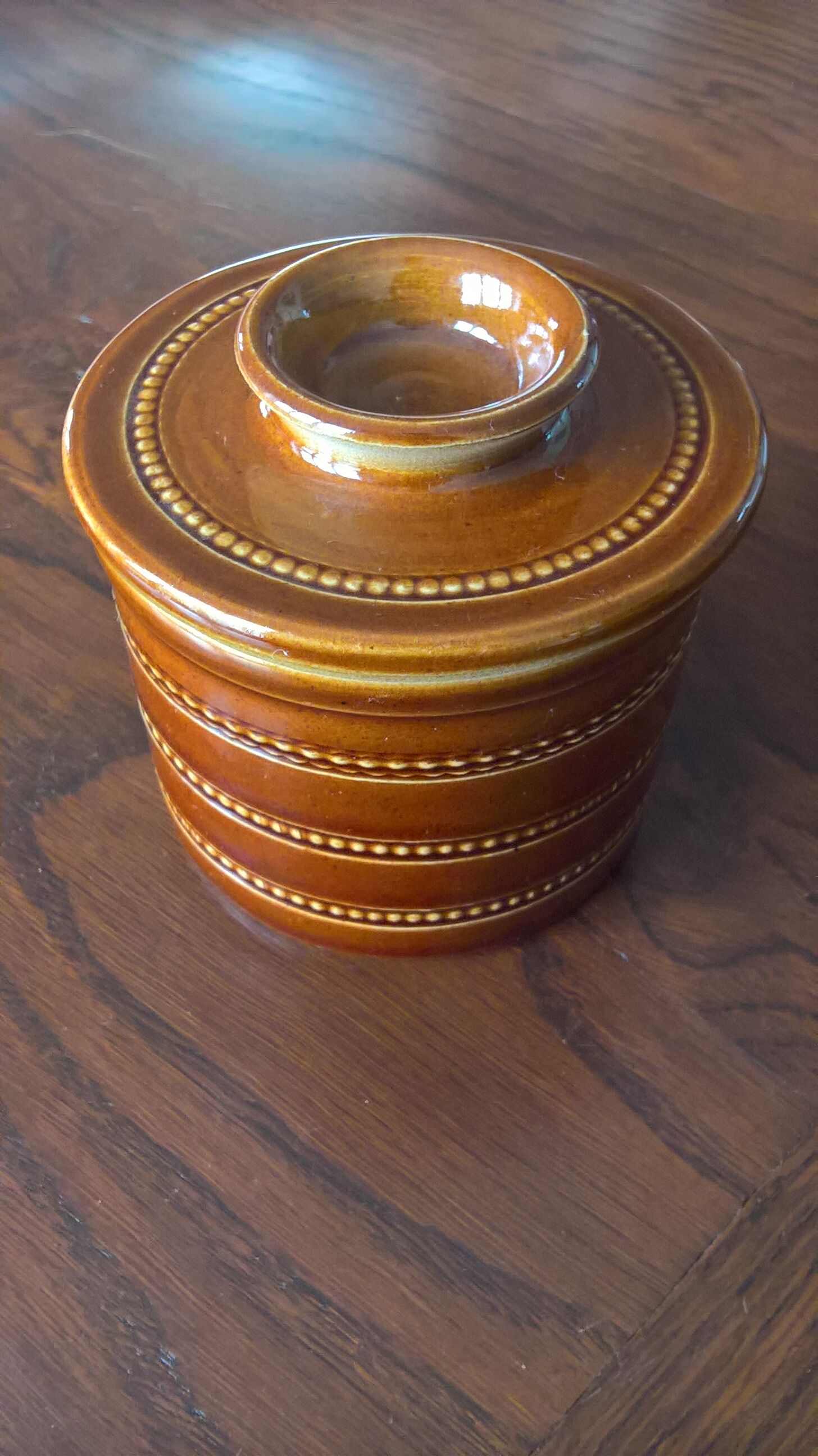 Berry sandstone water butter maker