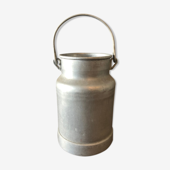 Zinc milk pot