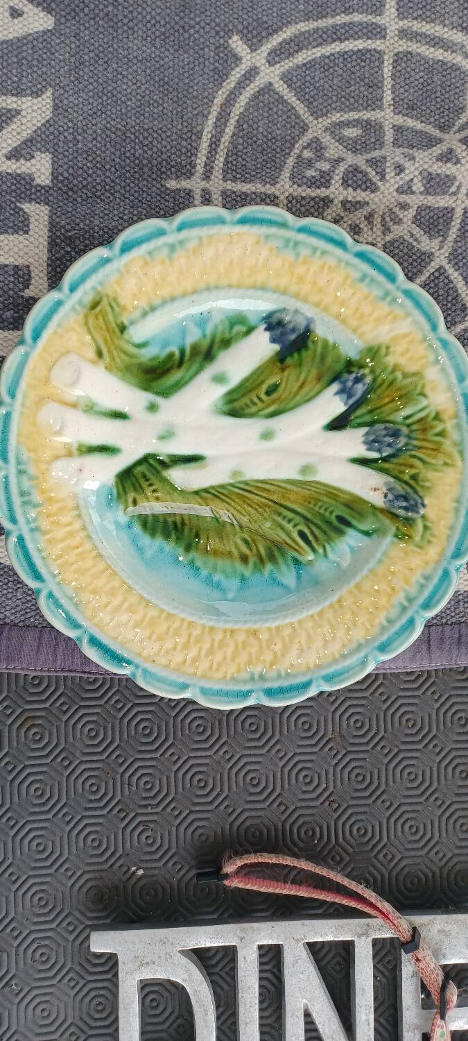 Asparagus earthenware plates