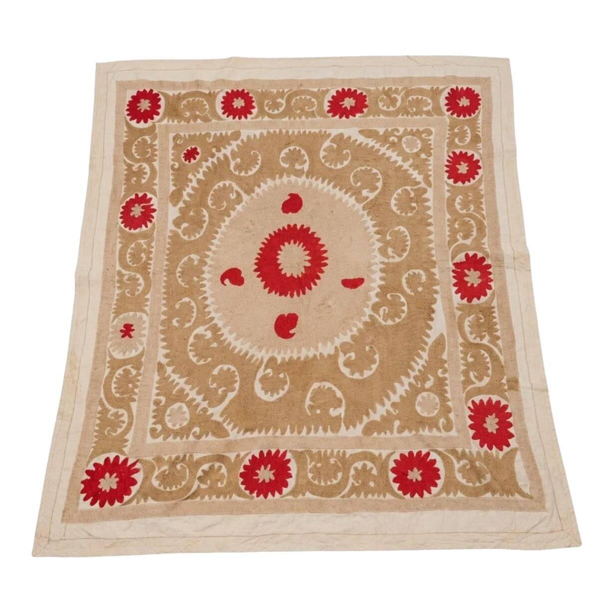 Nappe brodée à la main vintage 130x153 cm