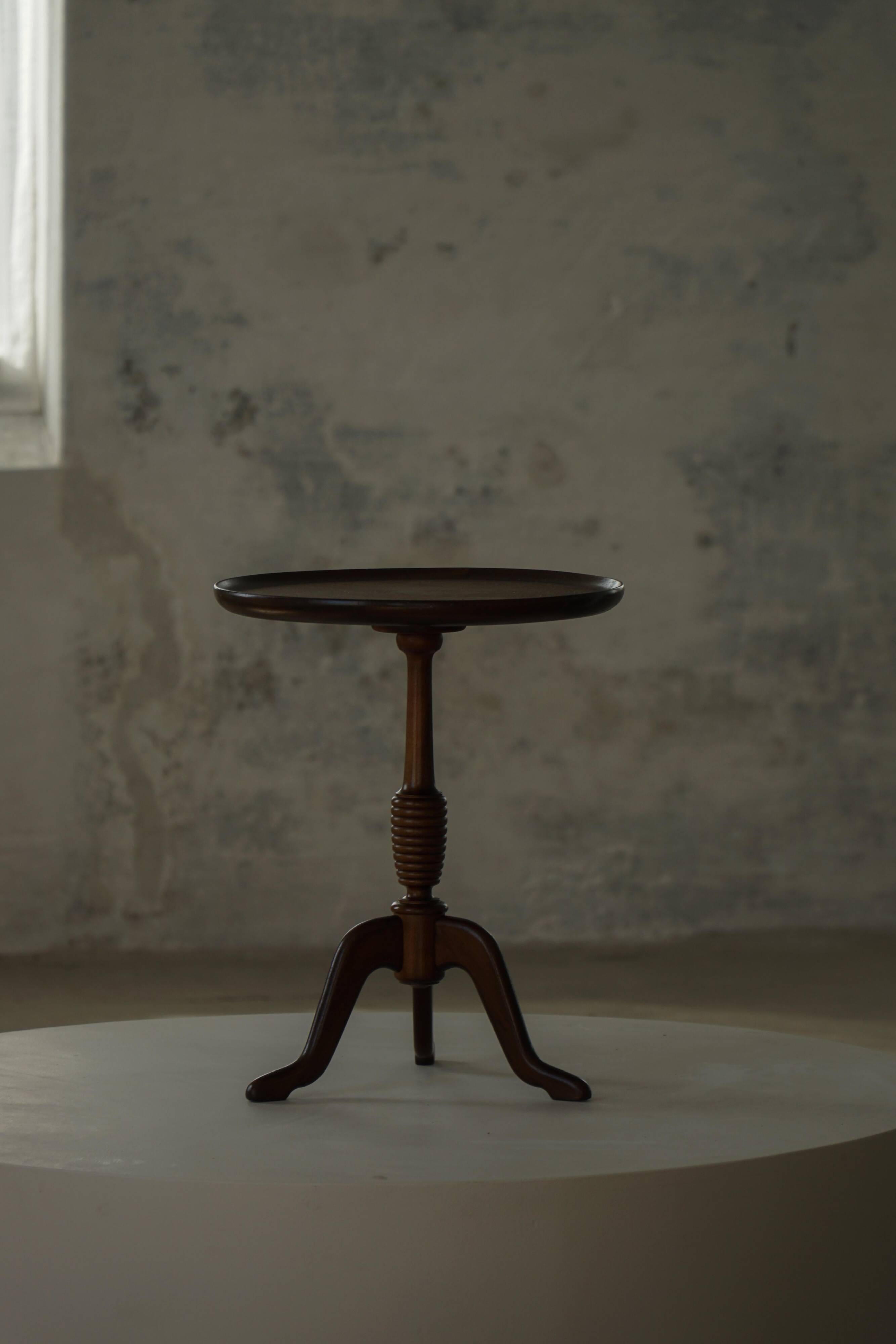 Mid-20th century modern Danish side table by Anton Kildeberg, Model No 210, 1960s.