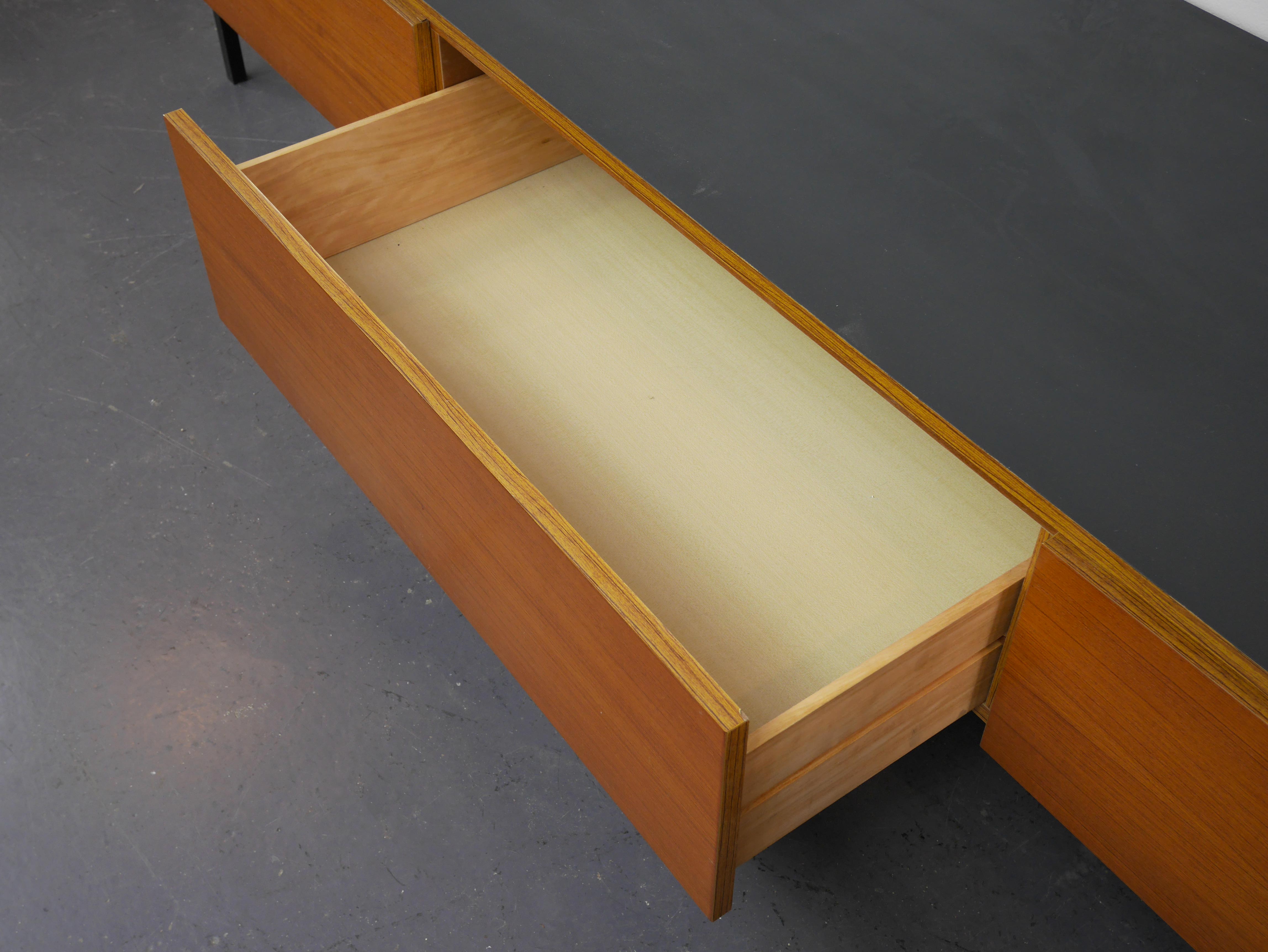 Enfilade basse - 240 cm