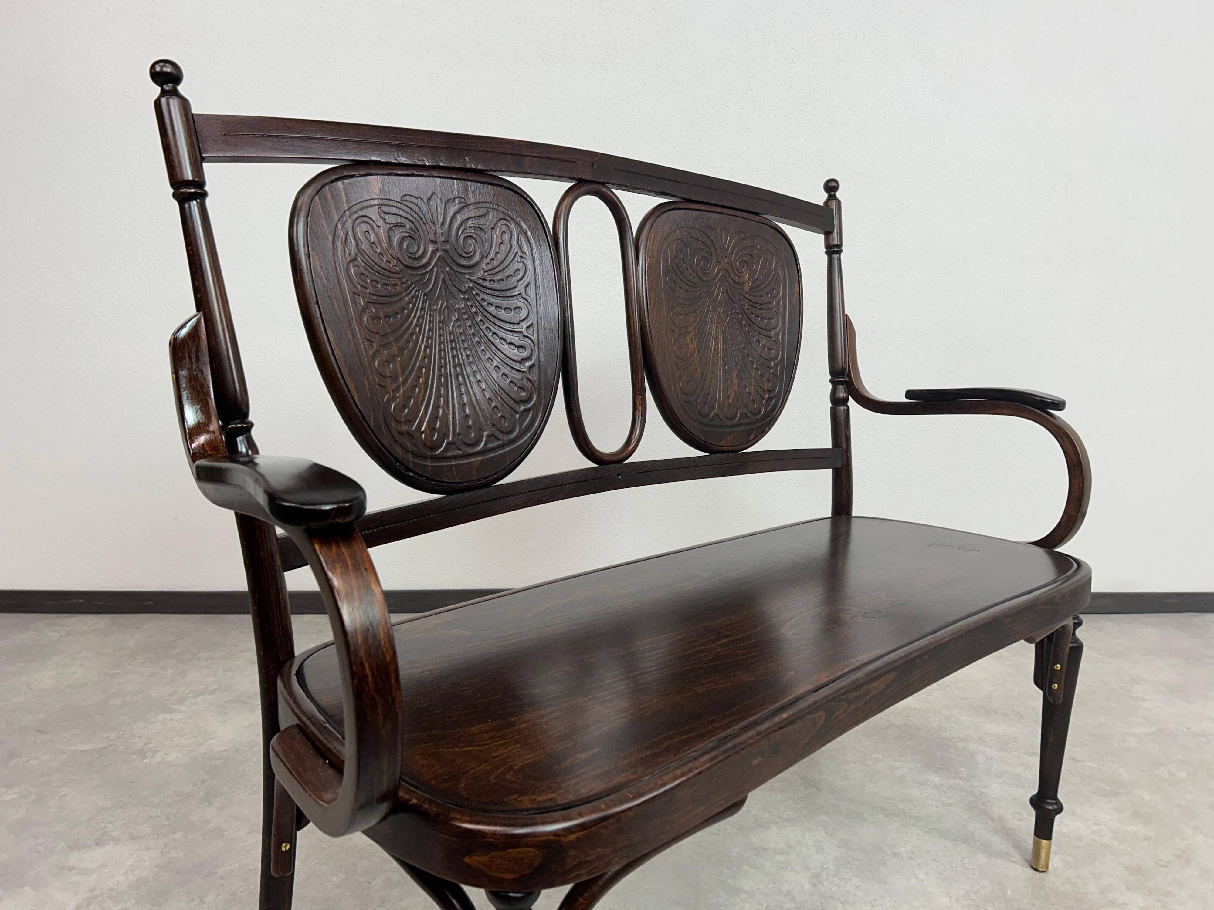 Banc cintré Sécession par Thonet Mundus