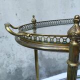 Golden rolling bar dessert