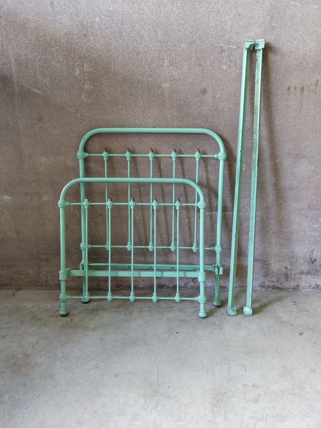 Lit en métal, méridienne