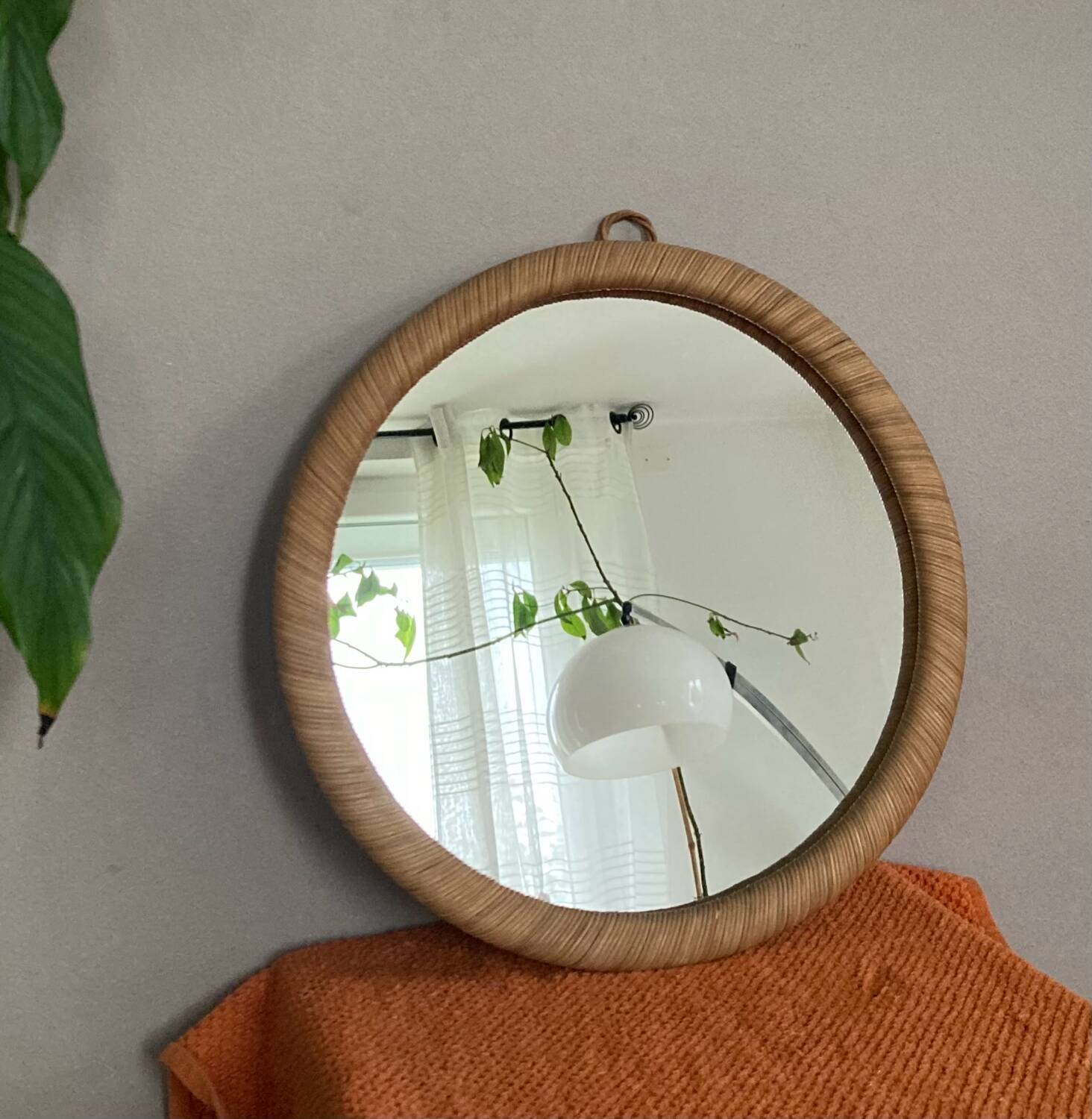 Vintage Round Rattan Wall Mirror 1990s