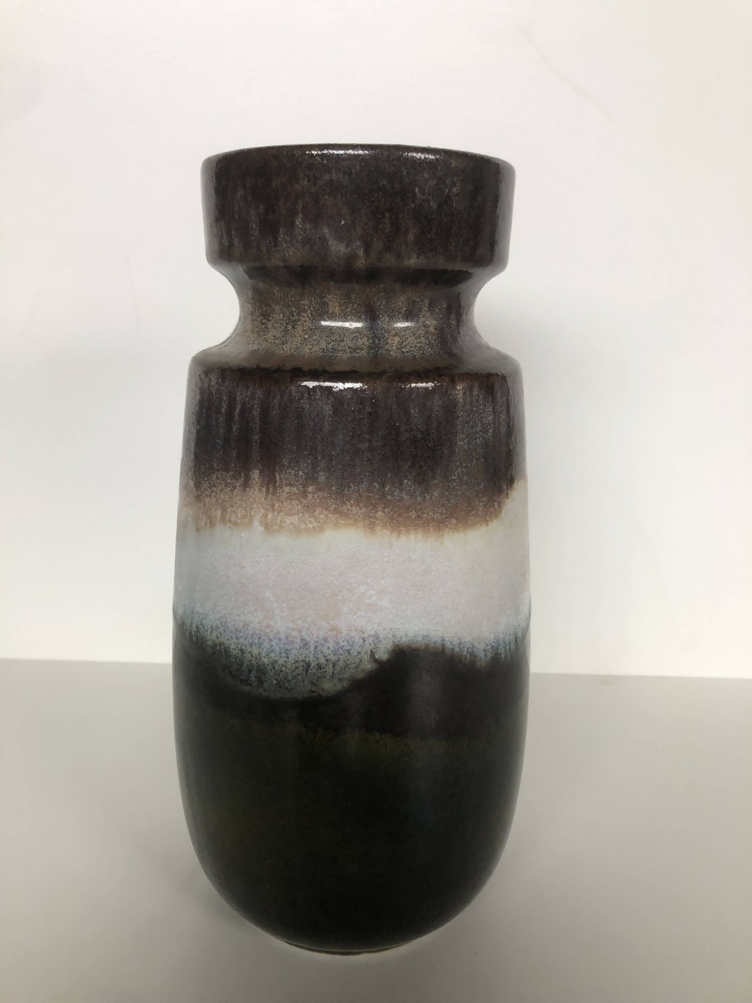 Ceramic vase