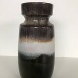 Ceramic vase