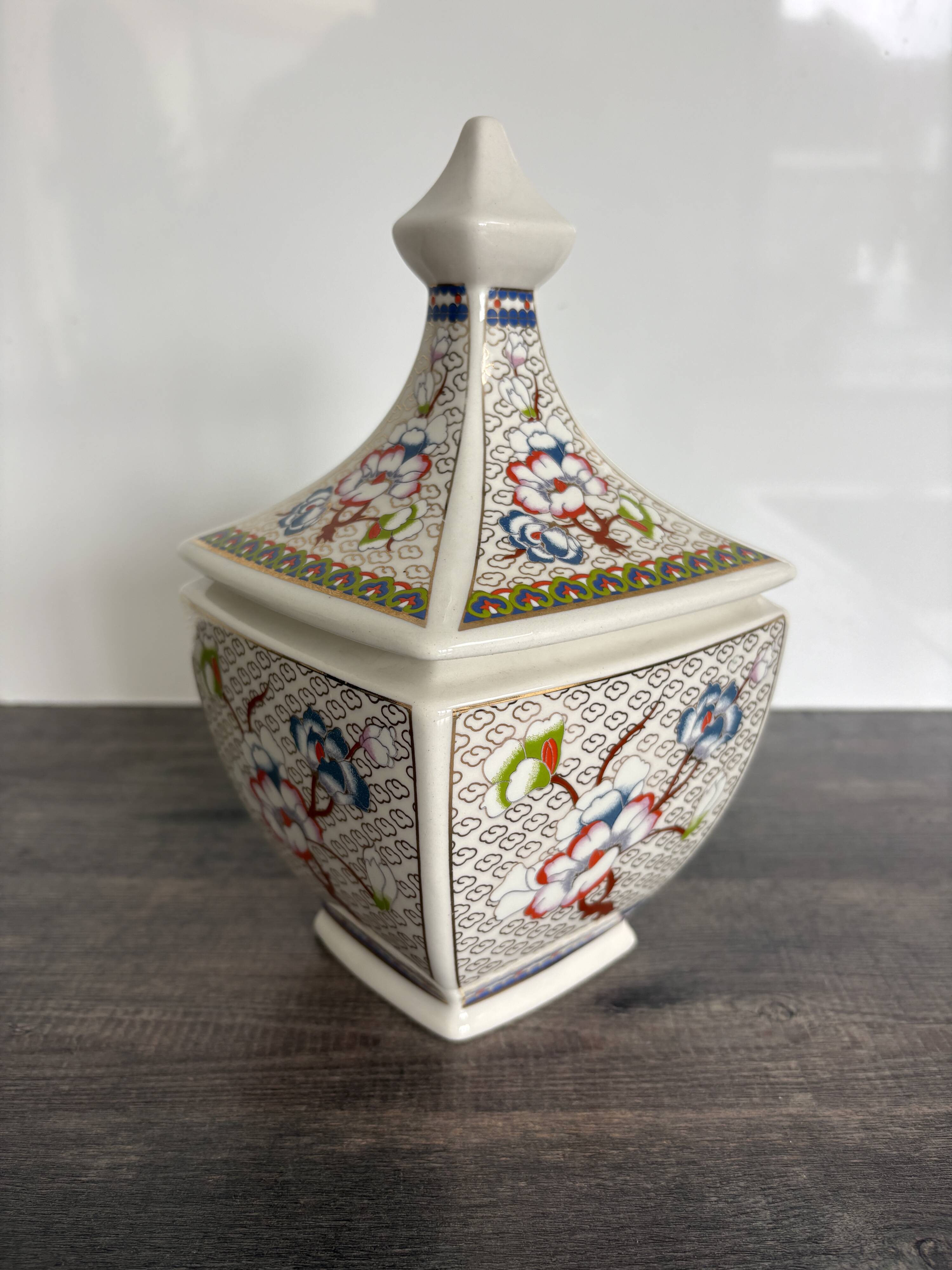 Bonbonnière vintage chic Made in Italy style Imari