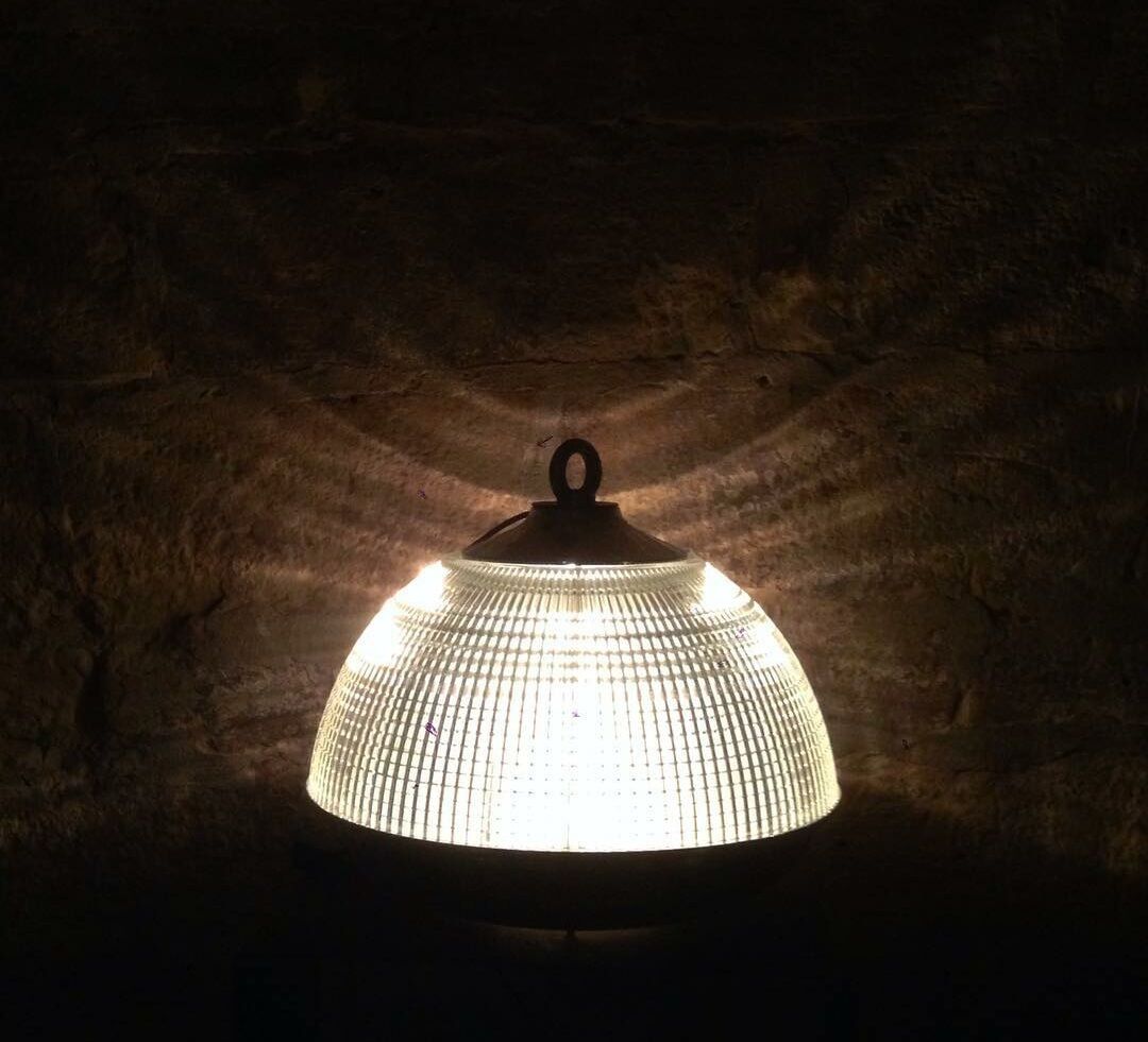Holophane half-sphere suspension